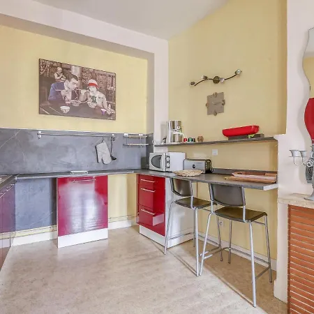On The First Floor In The Heart Of Bayeux, Free Parking 150 Meters Appartement *
