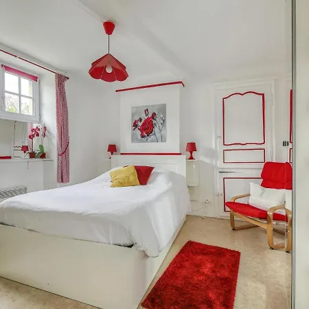 On The First Floor In The Heart Of Bayeux, Free Parking 150 Meters Appartement Bayeux